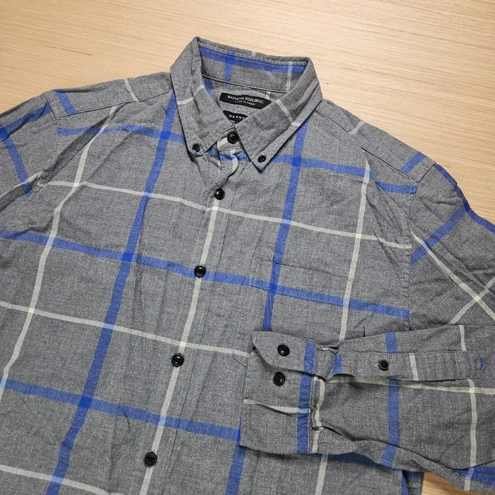 Banana Republic Button Down‎ Shirt Mens M Grey Plaid Luxe Flannel Grant Fit